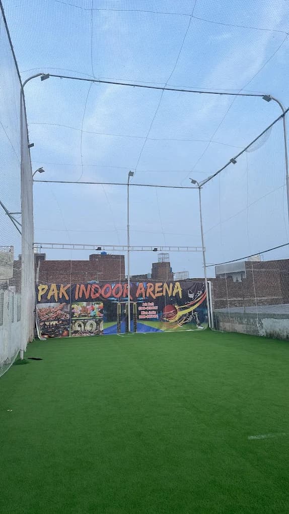 Cricket Court